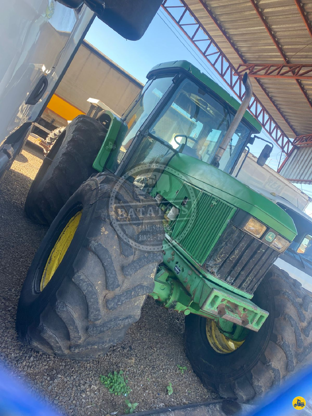 TRATOR JOHN DEERE JOHN DEERE 7505 Tração 4x2 Batatais Caminhões BATATAIS SÃO PAULO SP